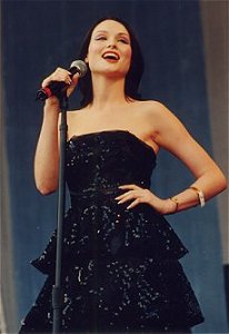 Sophie Ellis-Bextor Ref:(obs5-sophie10)